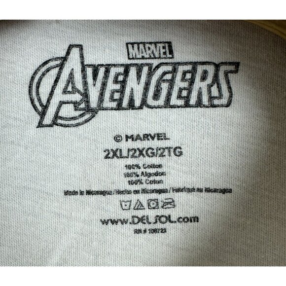 Marvel Avengers T-Shirt Men 2XL White Captain America Shield Distressed Graphic - Picture 4 of 6